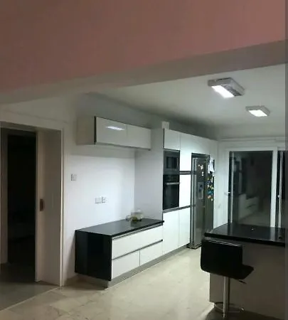 Ak 1 New Harbour Apartamento *